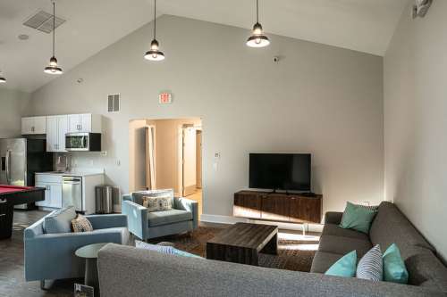 S Bed Canvas Townhomes Allendale 30