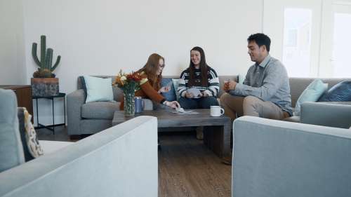 S Bed Canvas Townhomes Allendale 43