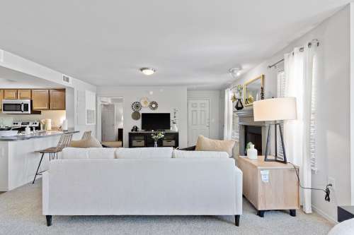S Bed Tuscany Ranch Apartments 52