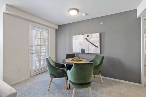S Bed Tuscany Ranch Apartments 28