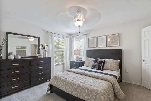 S Bed Tuscany Ranch Apartments 55