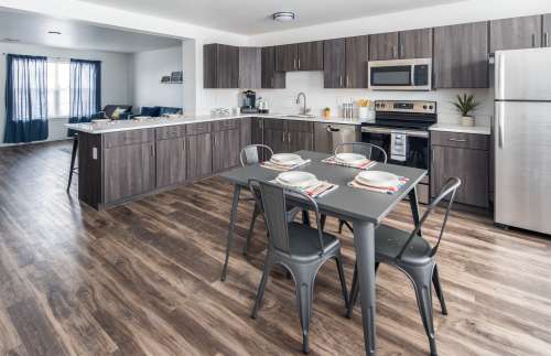 S Bed Canvas Townhomes Allendale 1