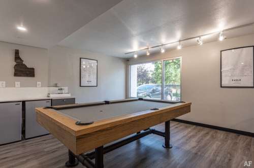 S Bed Iconic Village 6