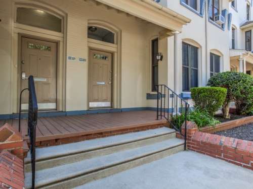 Campus Apartments 1