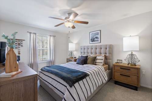 S Bed Tuscany Ranch Apartments 46