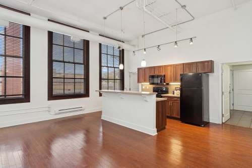 S Bed Residences at South High 59
