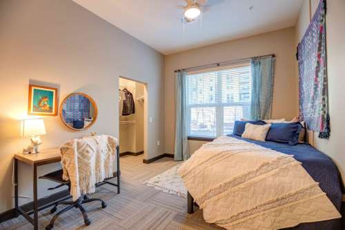 S Bed Union on Plum 16