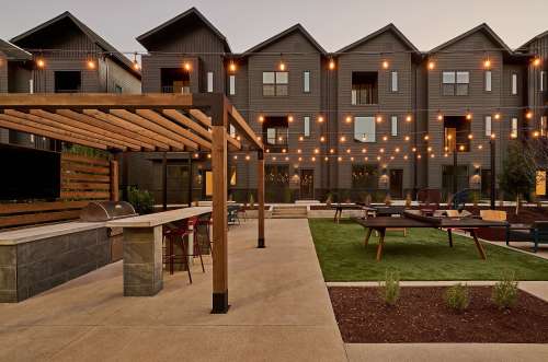 S Bed Oxenfree WeHo 23