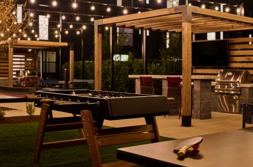 S Bed Oxenfree WeHo 19