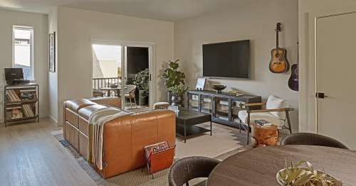 S Bed Oxenfree WeHo 12
