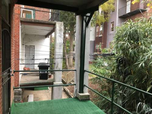 Spacious 3 bed + 2 bath Apt with Porches 3