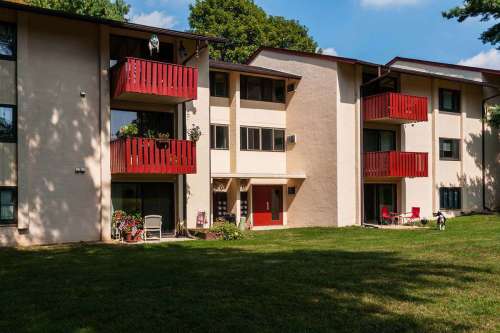 metropolitan-east-goshen-exterior7
