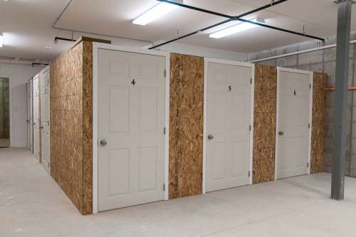metropolitan-east-goshen-estates-storage-lockers