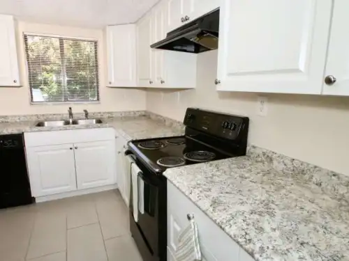 ERAU-Apartment-Building-15783241.webp