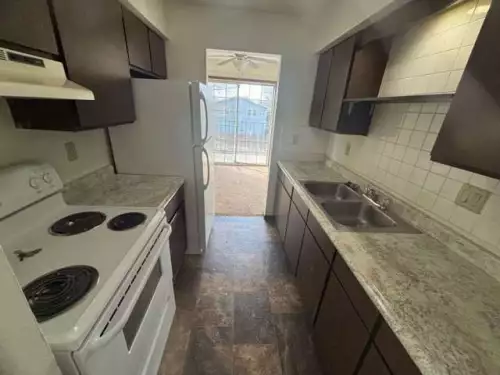 2025-04/MADISON-AREA-TECHNICAL-COLLEGE-Apartment-Building-15874607.webp