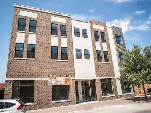 2025-04/UNIVERSITY-OF-NORTHERN-IOWA-Apartment-Building-15232399.webp