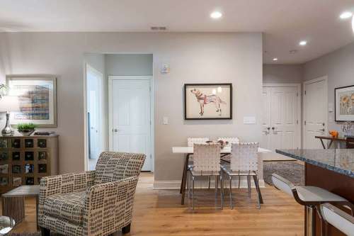 metropolitan-east-goshen-estates-living-room1