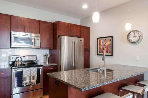 metropolitan-east-goshen-estates-kitchen2