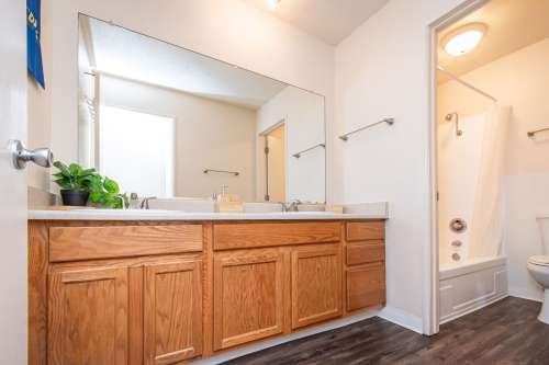 S Bed University Court 34