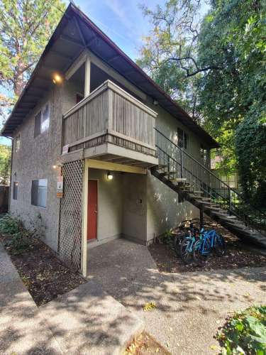 2025-04/large5t1RV1745557354.jpeg