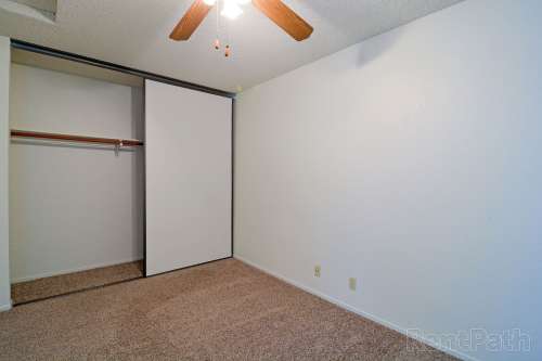 S Bed Eastlake Apartments 42