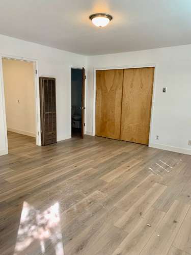 2025-04/large9lZov1745456376.jpeg