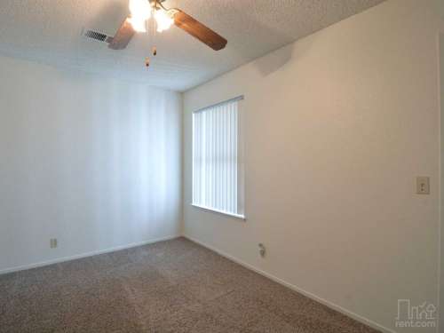 S Bed Eastlake Apartments 41
