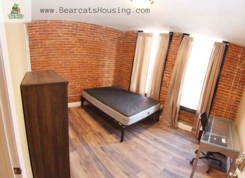 S Bed 81 State St. 132