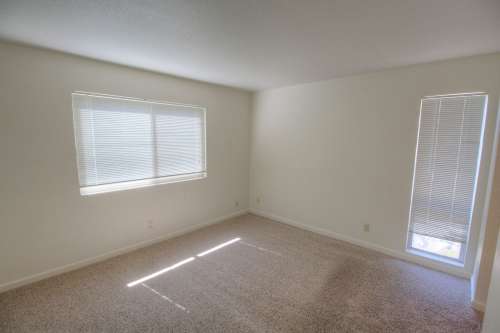 S Bed Stonegate Village Apartments 153