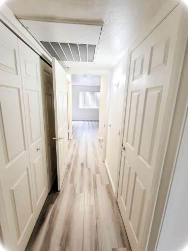 S Bed Lakeshore Apartments 125
