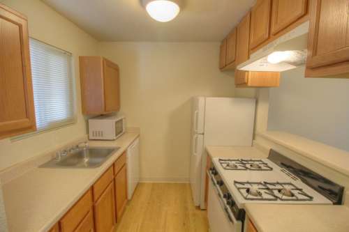 S Bed Stonegate Village Apartments 152