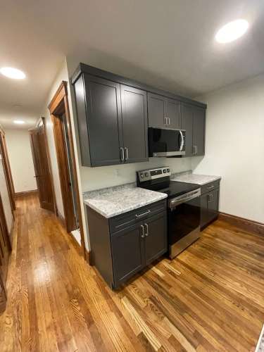 2025-04/largeto7qt1745599649.jpg