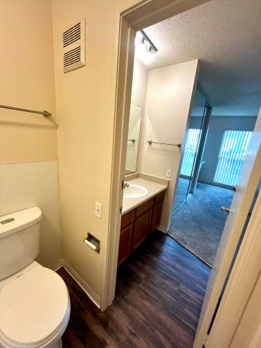 S Bed University Court 53