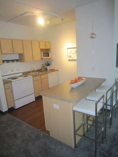 S Bed Humbucker Apartments 2