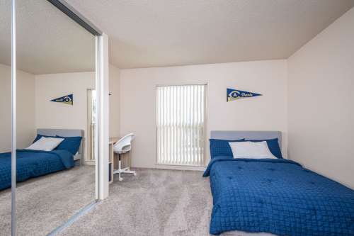 S Bed University Court 68