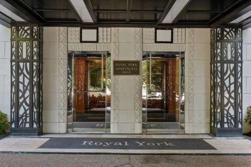 S Bed The Royal York Apartments 14