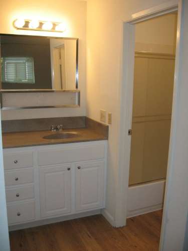 S Bed Stonegate Village Apartments 46