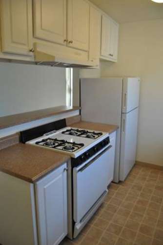 S Bed Stonegate Village Apartments 131