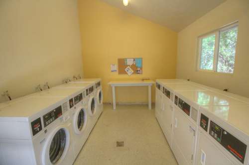 S Bed Stonegate Village Apartments 12