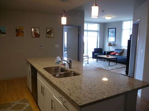 S Bed City View Luxury Furnished Apartments 6