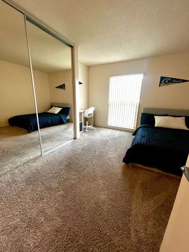 S Bed University Court 54