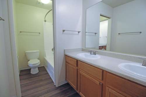 S Bed University Court 72