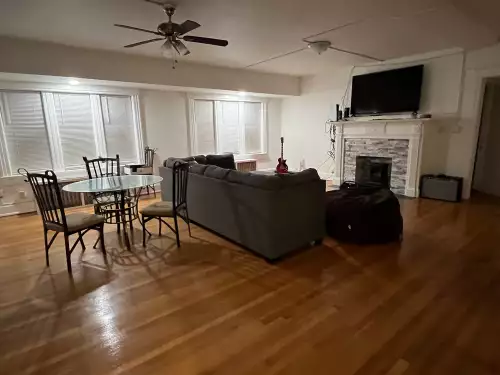 S Bed 30 Fayette Street 15