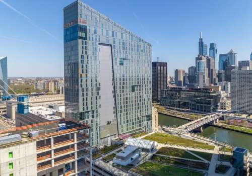 S Bed Evo Philly Cira Centre South 0