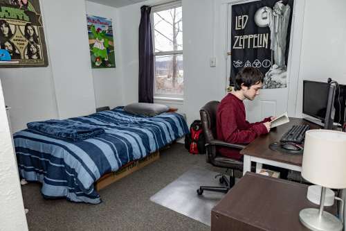 S Bed University Commons 31