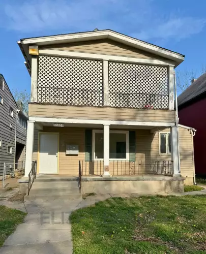 WASHBURN-Apartment-Building-16511211.webp