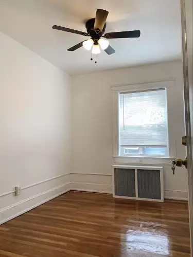 S Bed 30 Fayette Street 10