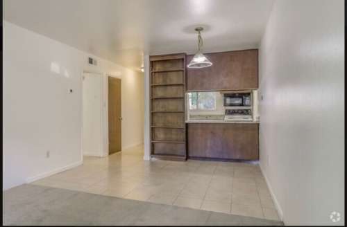 S Bed Alvarado Parkside Apts. LLC 11