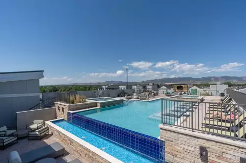 S Bed The Standard at Fort Collins 64