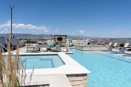 S Bed The Standard at Fort Collins 75